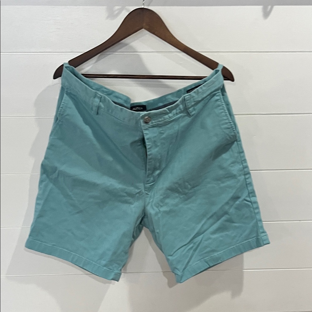 Nautica Men's Teal Flat Front Shorts